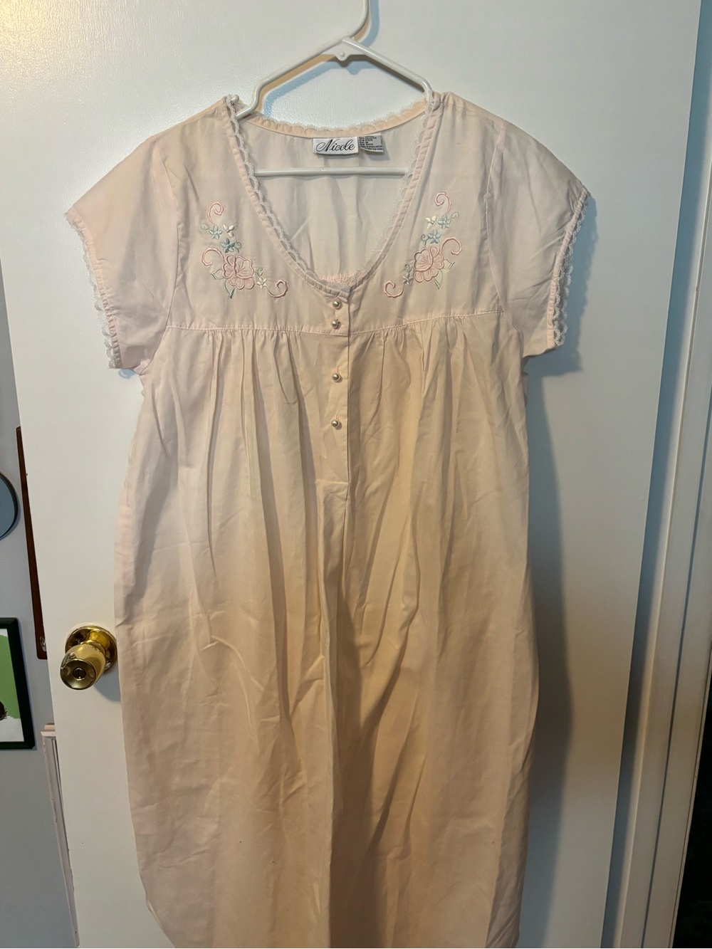 Vintage 80s Retro 90s Nicole Soft Pink Embroidered Cotton Nightgown Sleep Dress